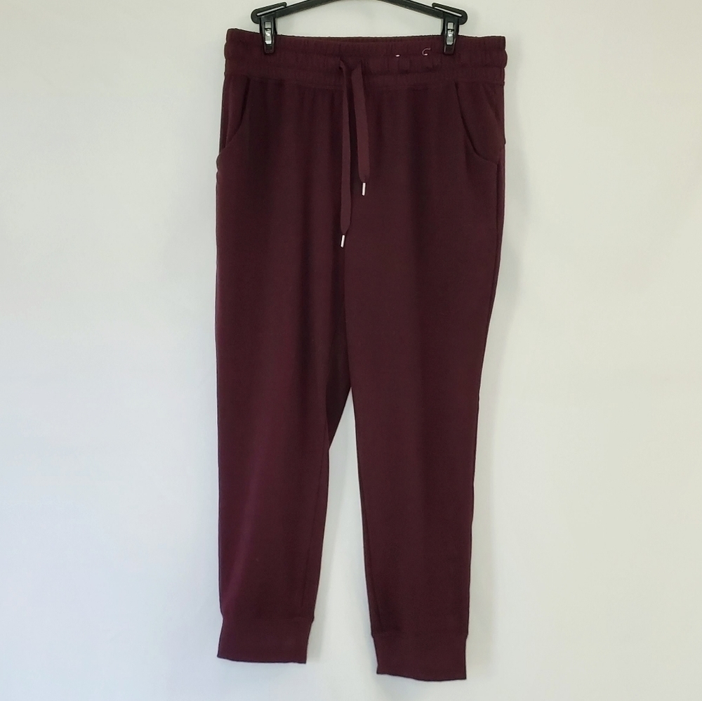 NWOT Xersion Plum Drawstring Waist Sweatpant Joggers